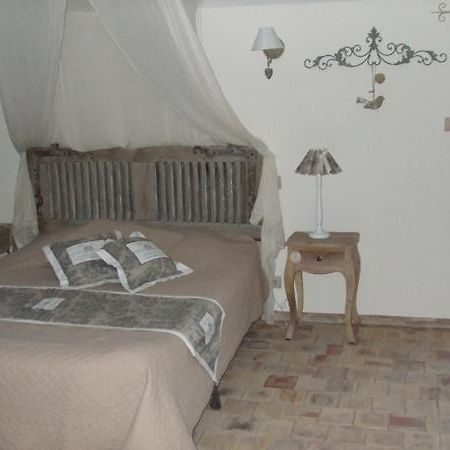 Mas Bella Cortis Bed and Breakfast La Garde-Adhémar Eksteriør billede